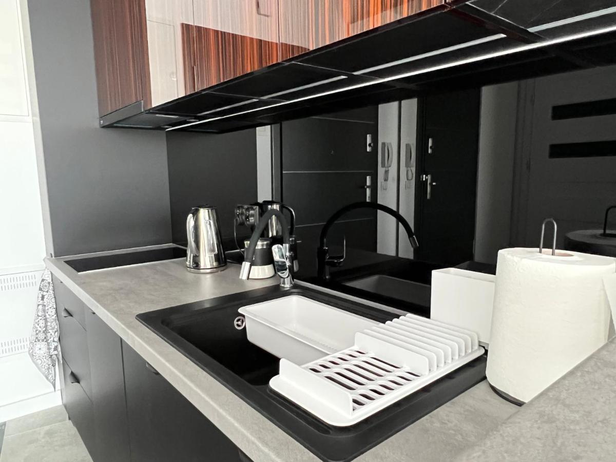 Apartament Premium Ze Zlota Wanna W Sypialni Widok Na Morze Dyskretny Taras Z Lozkiem - Baltyckie Sarbinowo 18 Eksteriør billede